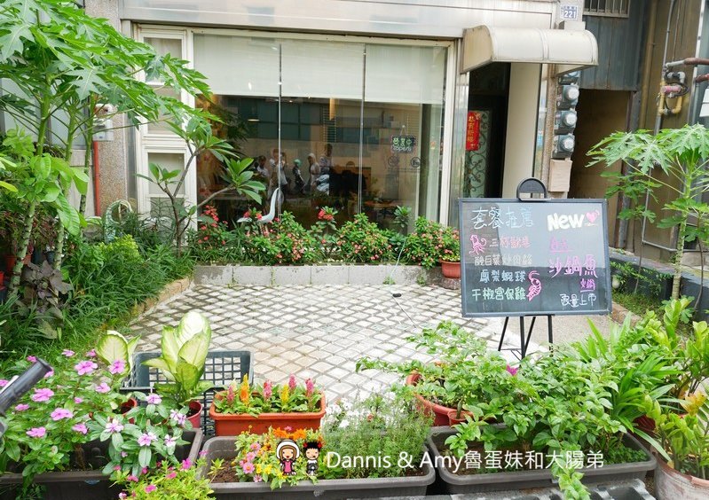 《竹北特色家常料理》光聆廚房221號館。裝潢溫馨餐點現點現做。中式料理合菜菜色平價實惠 ︱ 影片 《竹北特色家常料理》光聆廚房221號館。裝潢溫馨餐點現點現做。中式料理合菜菜色平價實惠 ︱ 影片