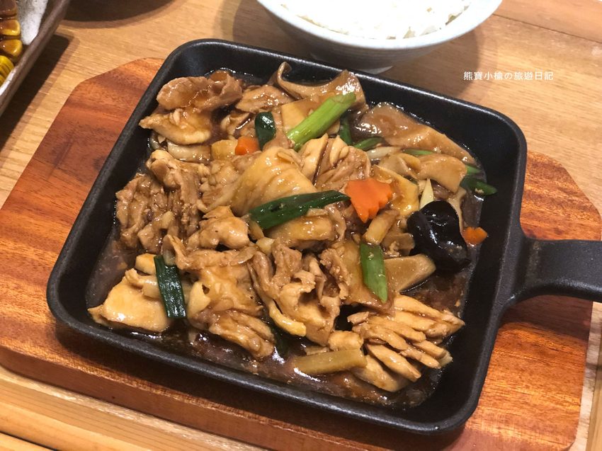 光聆廚房221號館,竹北文義街平價簡餐店,手作自製家常菜好吃!內文附詳細菜單。 @熊寶小榆の旅遊日記