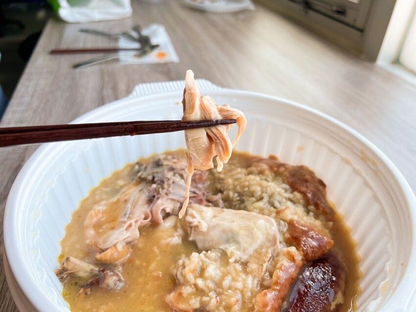 匠蔘雞鍋粑粥＋干貝超鮮美！大安區韓式料理「本家長壽村」韓式炸雞年糕、黑溜溜炸醬麵、軟嫩韓式燒肉...樣樣都道地，連小菜都超好吃！