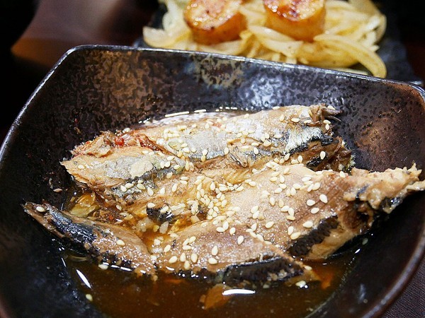 粥鮮(屏東鲍魚絲瓜粥):粥鮮(屏東鮑魚絲瓜粥)-台中西屯海鮮粥烏龍麵 超霸氣新鮮海產直接端上桌 冷冷冬天來一碗 親切價格就有豐盛晚餐暖飽肚子