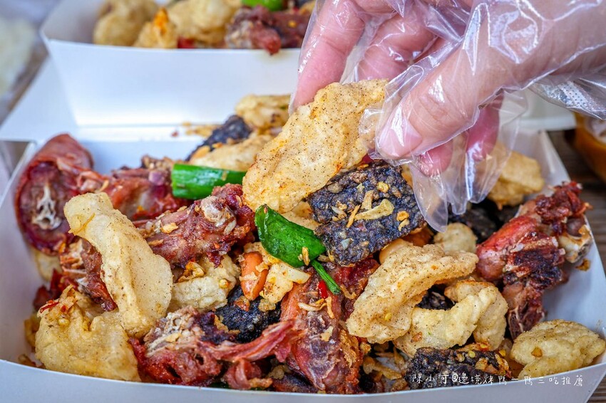 桃園市八德區【桃園八德美食】邊境烤鴨，桃園一鴨三吃推薦美食名單