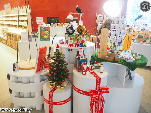 VVG Food Play好樣食藝： 台中歌劇院好樣VVG花現聖誕，宛如嘉年華盛宴，逛市集、挑聖誕禮物、吃聖誕大餐，都在好樣聖誕活動～