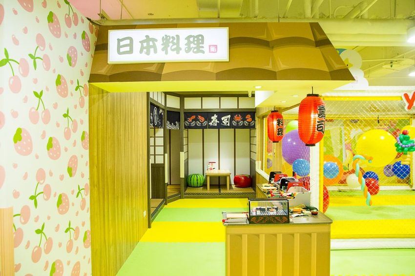 【親子樂園】遊戲愛樂園ATT大直店水果公園～ATT 4 Recharge室內親子樂園，超厲害仿真超市、日本料理店、放電大球池