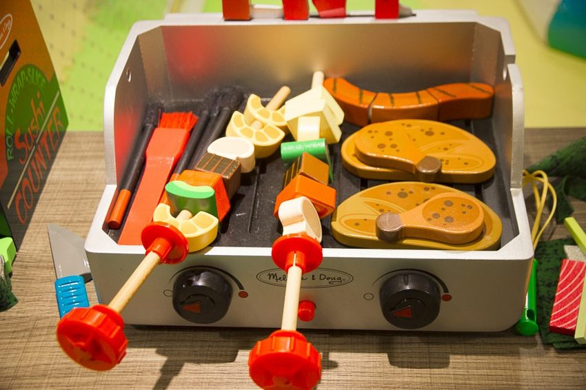 【親子樂園】遊戲愛樂園ATT大直店水果公園～ATT 4 Recharge室內親子樂園，超厲害仿真超市、日本料理店、放電大球池