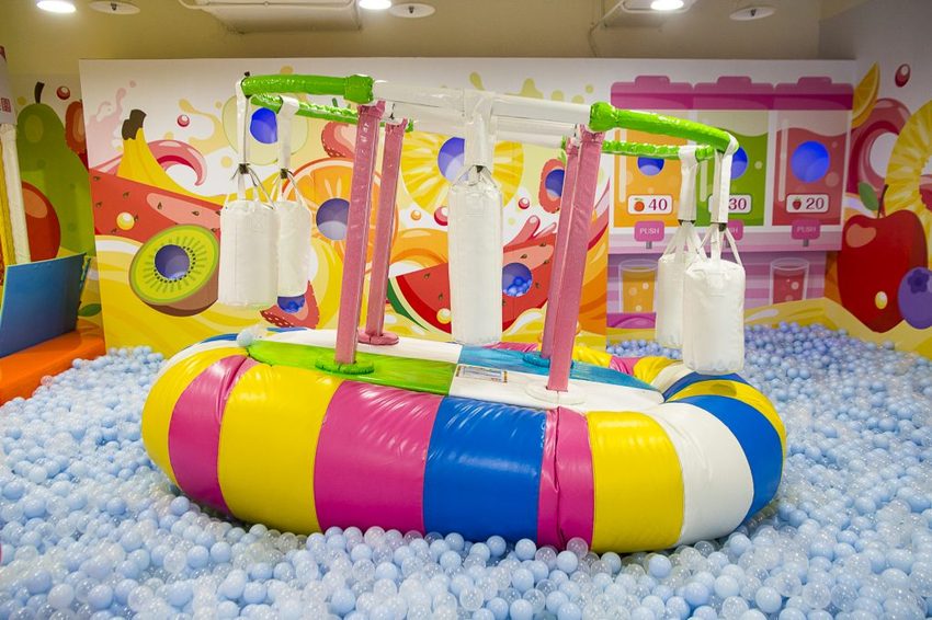 【親子樂園】遊戲愛樂園ATT大直店水果公園～ATT 4 Recharge室內親子樂園，超厲害仿真超市、日本料理店、放電大球池