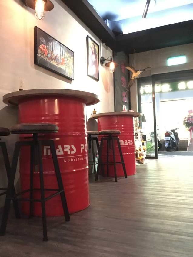 定格,Dingge,我不是他媽媽,酒,夜店,酒吧,鹹豬肉,透抽,偷抽,秋刀魚,無菜單,分子,料理,平價,銅板,捷運,永安市場,夜唱,續攤