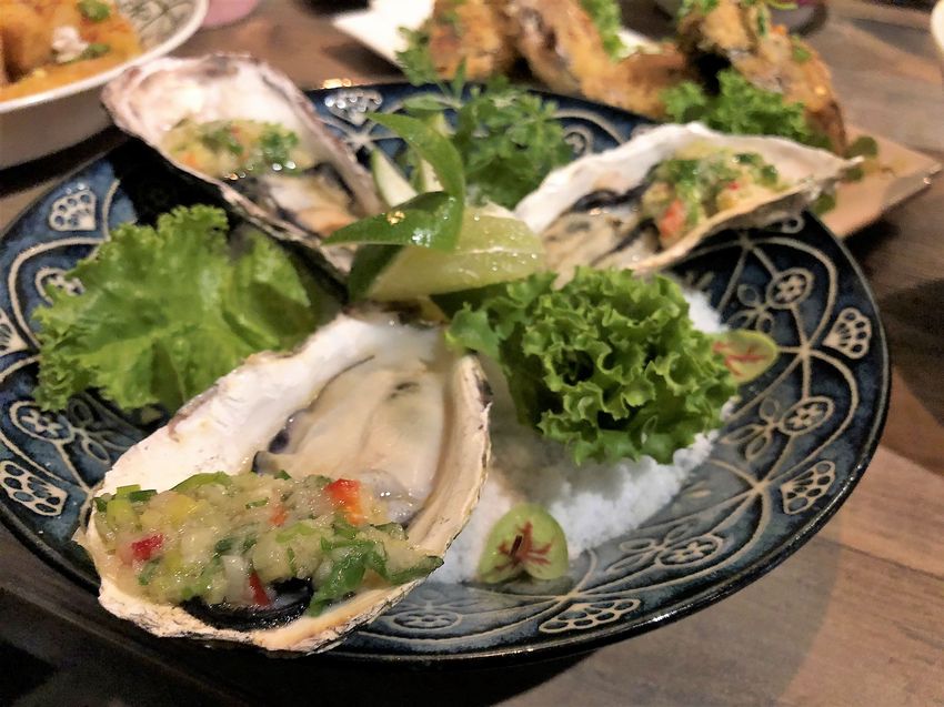 定格,Dingge,我不是他媽媽,洽談客戶,保險,直銷,小組聚會,教會,烘爐地,財神廟,拜拜,業務,中和,永和,宵夜,平價,美食,食上玩家