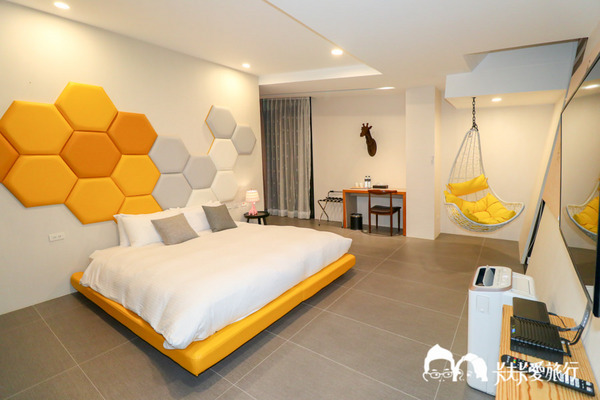 悠悅光 Aura Villa：宜蘭民宿-悠悅光新樂館｜親子民宿動物風格溜滑梯攀岩場梅花湖畔