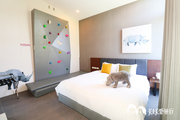 悠悅光 Aura Villa：宜蘭民宿-悠悅光新樂館｜親子民宿動物風格溜滑梯攀岩場梅花湖畔