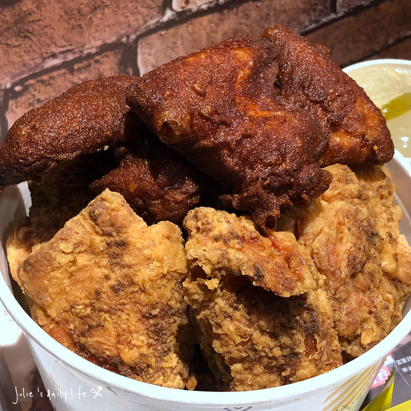 中原,中原 雞湯,中壢,中壢 炸雞,半雞8兩 三重,半雞8兩中壢菜單,半雞八兩,單點,套餐,桃園,炸半雞,炸雞,脆皮炸雞 @跟著Julie一起走吧