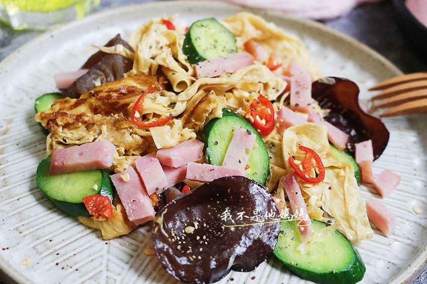 美而香台宗哈姆 台中老字號伴手禮,肉鬆料理,早餐料理,早餐肉鬆蛋餅,三明治推薦,早餐三明治,煙燻哈姆,香腸臘肉火腿,海苔肉鬆推薦,肉鬆肉條,下酒菜食譜