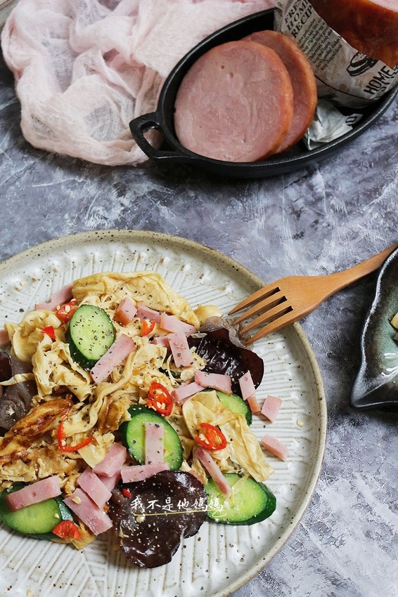 美而香台宗哈姆 煙燻火腿三明治,煙燻火腿食譜,下酒菜食譜,煙燻火腿生吃,手做煙燻火腿,三明治食譜,煙燻火腿培根,三明治火腿直接吃,三明治火腿片推薦