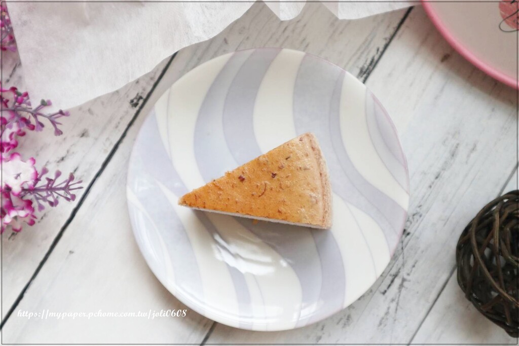 台中市北屯區【仙園海鮮會館】芳馨玫瑰起司蛋糕~母親節蛋糕推薦 台式香濃起司蛋糕 是最純粹單純的味覺饗宴