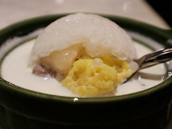桃園 『Thai J泰式料理』 超奢華叢林宮廷風網美系泰式餐廳🍴 超浮誇泰式火山排骨🌋泰Thai猛啦‼️  Thai好吃‼️Thai浮誇‼️Thai奢華‼️餐點道地，美味程度完勝知名連鎖泰式餐廳💯💯💯