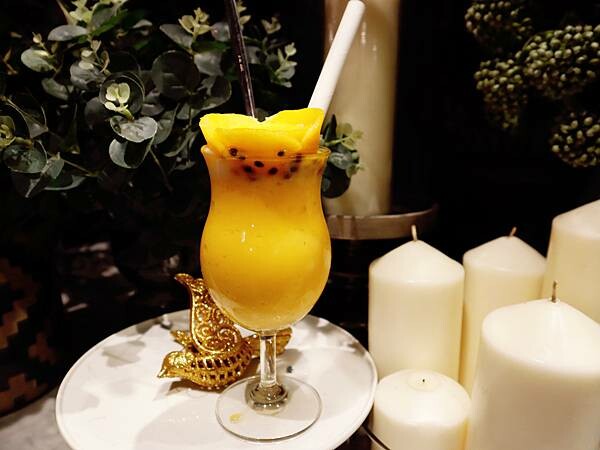 桃園 『Thai J泰式料理』 超奢華叢林宮廷風網美系泰式餐廳🍴 超浮誇泰式火山排骨🌋泰Thai猛啦‼️  Thai好吃‼️Thai浮誇‼️Thai奢華‼️餐點道地，美味程度完勝知名連鎖泰式餐廳💯💯💯