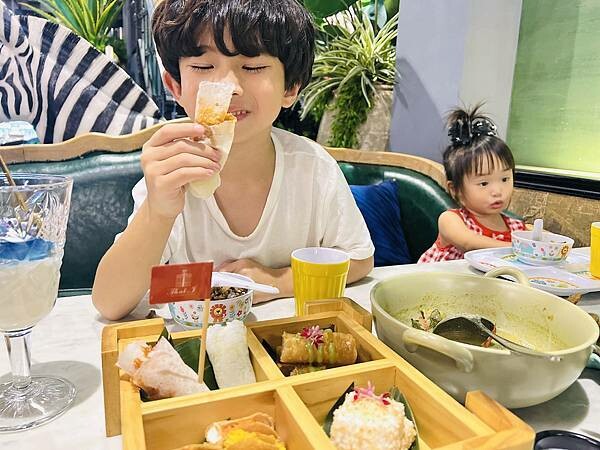 ★桃園美食●Thai J 泰式花園餐廳*全台首創泰式下午茶上