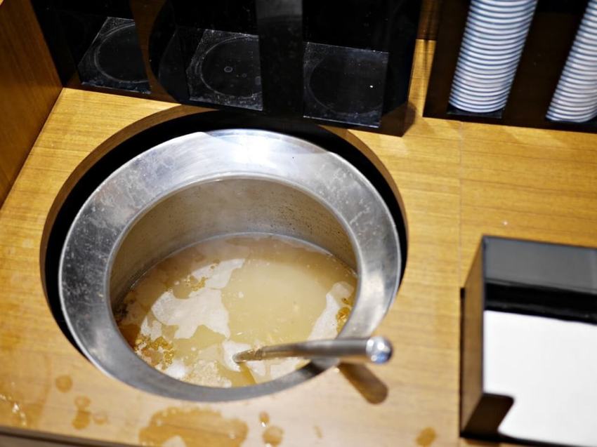 台灣海記醬油雞