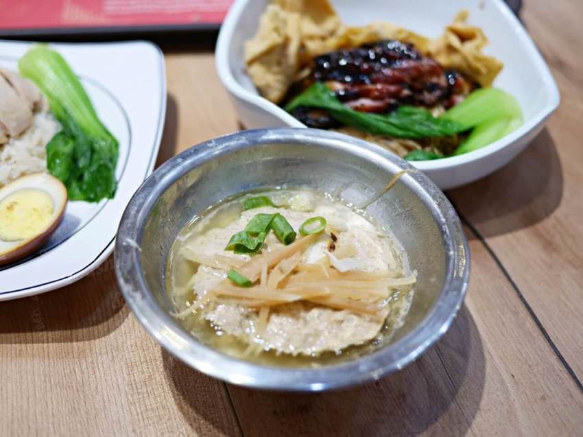 台灣海記醬油雞