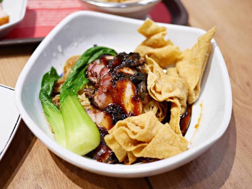 台灣海記醬油雞