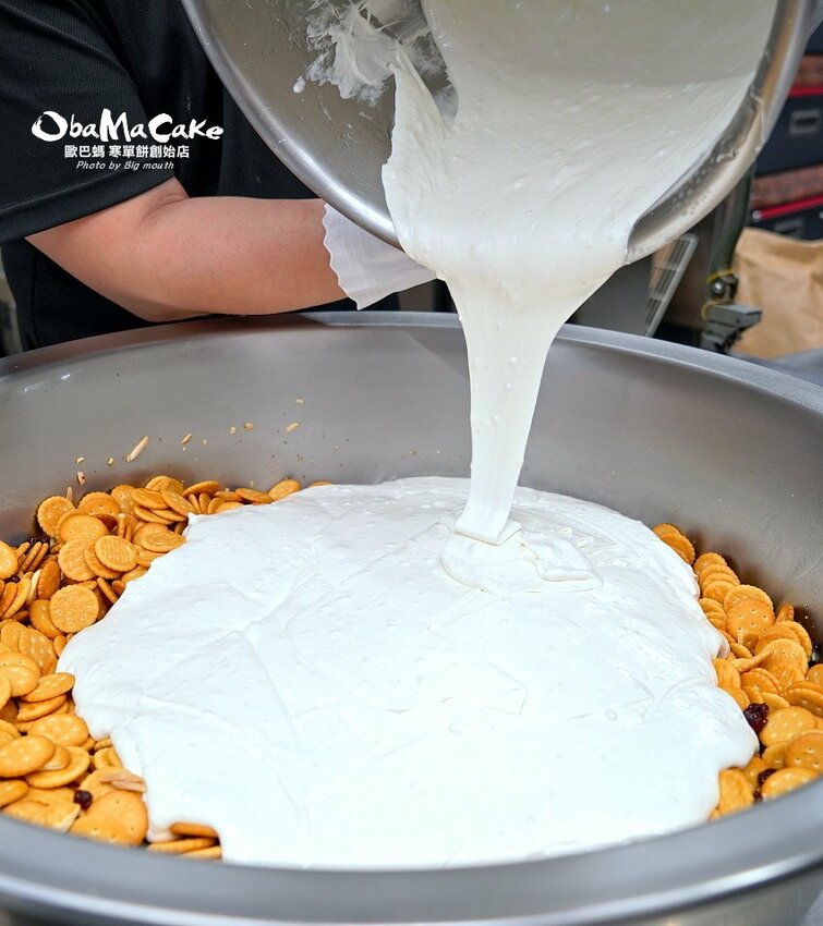 【台東伴手禮】歐巴螞烘焙坊.寒單餅、紅藜雪Q餅、初鹿鮮乳羅宋推薦!