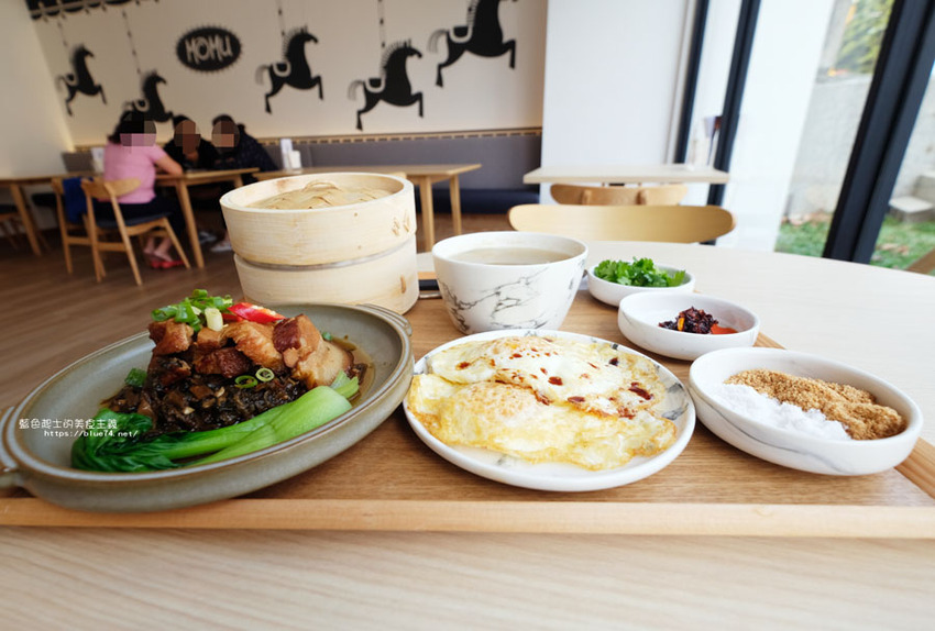 台中西屯│萌木之村MOMU-都市裡的森林童話村,中科楓康超市旁 - 藍色起士的美食主義