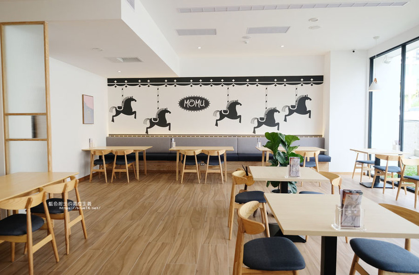 台中西屯│萌木之村MOMU-都市裡的森林童話村,中科楓康超市旁 - 藍色起士的美食主義