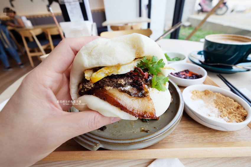 台中西屯│萌木之村MOMU-都市裡的森林童話村,中科楓康超市旁 - 藍色起士的美食主義