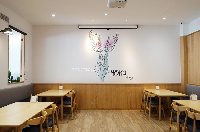 台中西屯│萌木之村MOMU-都市裡的森林童話村,中科楓康超市旁 - 藍色起士的美食主義