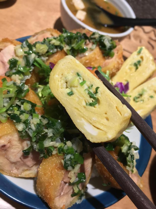 夥計食堂蔥油酥皮雞腿肉捲飯4 夥計,HUO Kitchen,我不是他媽媽,パイナップルケーキ,파인애플 케이크,Pineapple cake,特色,料理,米其林,送