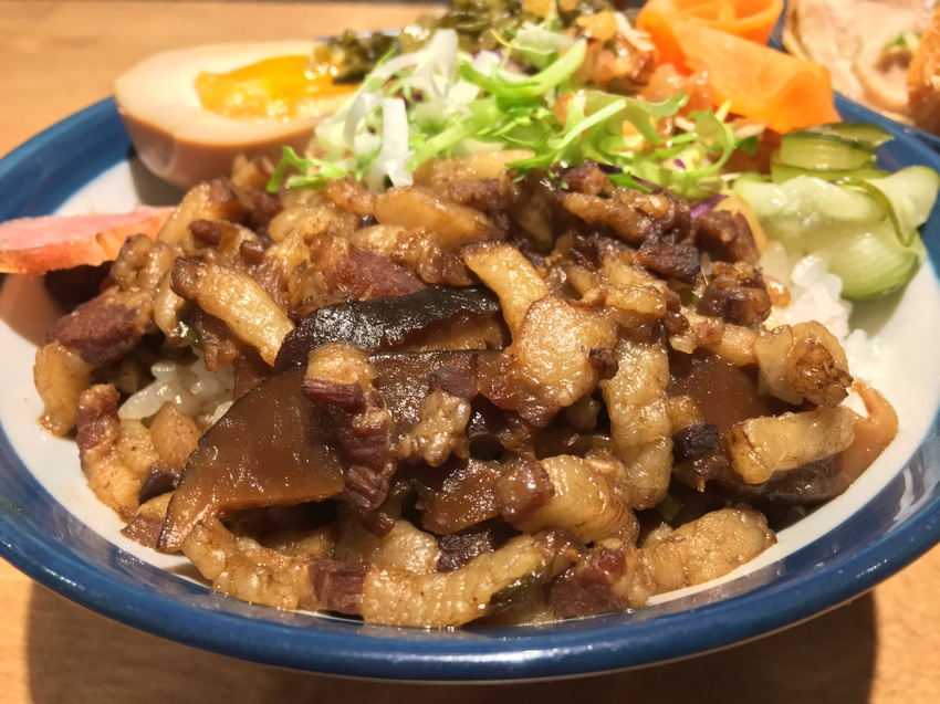 西門町夥計食堂HUO Kitchen魯肉飯2 夥計,HUO Kitchen,西門,昆明街,家樂福,小南門,魯肉飯,滷肉,金峰,西門金峰,國賓,影城,冬瓜茶,西門町,我不是他媽媽,彈珠汽水