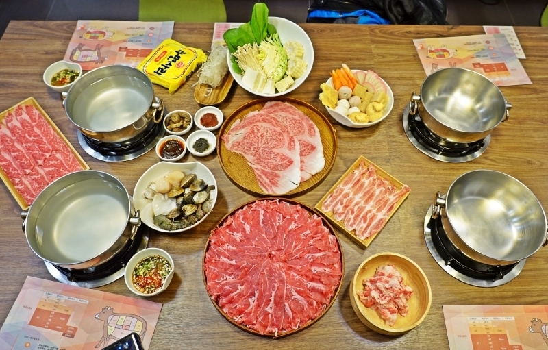 [大安區美食] 肉食族看這裡! 美國自然牛一公斤只要790元 吃得爽又美味健康 鮮切冷藏肉 日本A5和牛、金門酒糟牛，生食等級日本干貝  Shabu Nana日式涮涮鍋奈奈-捷運忠孝復興美食 