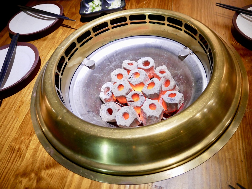 [新北中和] 下班讓我們約在米炭火燒肉小酒館小酌一起過聖誕跨年