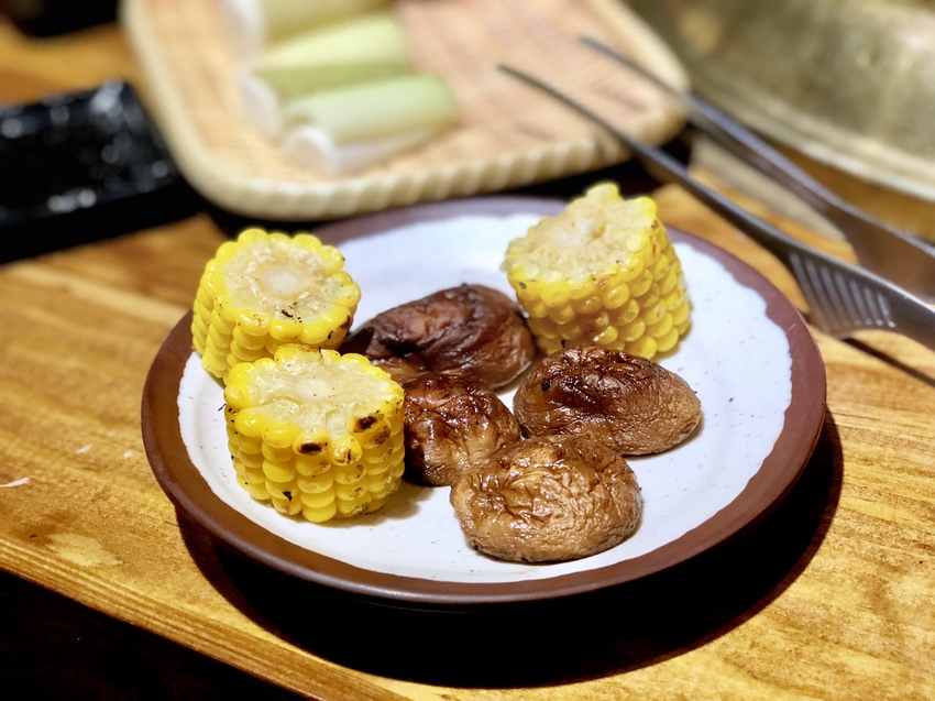 [新北中和] 下班讓我們約在米炭火燒肉小酒館小酌一起過聖誕跨年