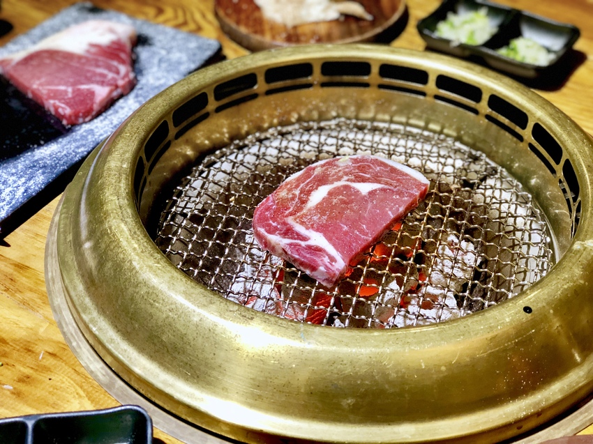 [新北中和] 下班讓我們約在米炭火燒肉小酒館小酌一起過聖誕跨年