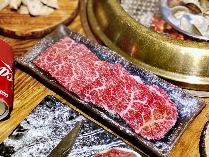 [新北中和] 下班讓我們約在米炭火燒肉小酒館小酌一起過聖誕跨年