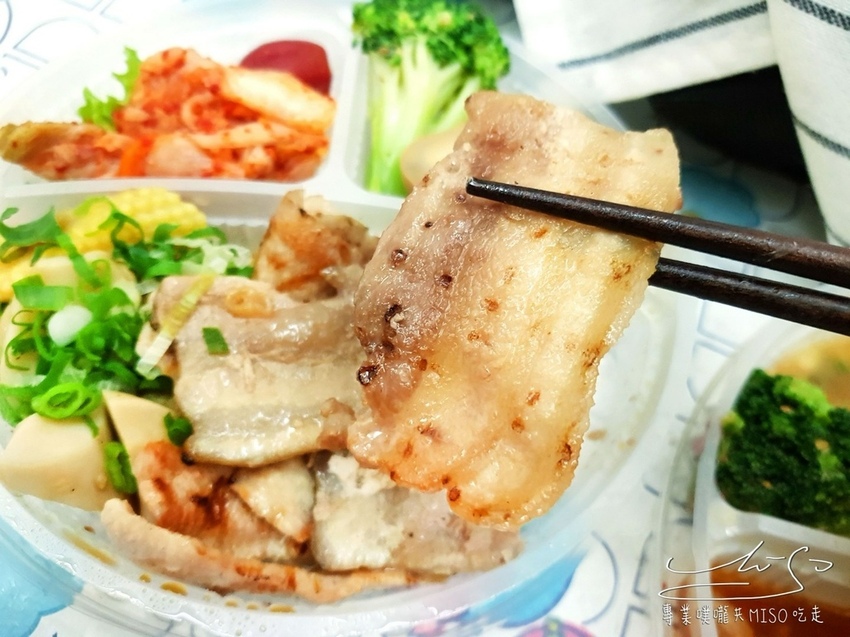 米炭火燒肉小酒館中和店 中永和外帶燒肉便當推薦 專業噗嚨共MISO吃走 (12).jpg 米炭火燒肉小酒館中和店 中永和外帶燒肉便當推薦 專業噗嚨共MISO吃走 (12).jpg