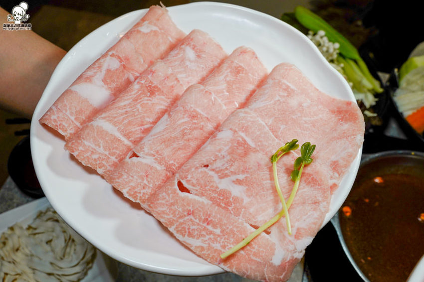 高雄美食 高雄鍋物 火鍋 必吃 家樂福 聚餐 聚會