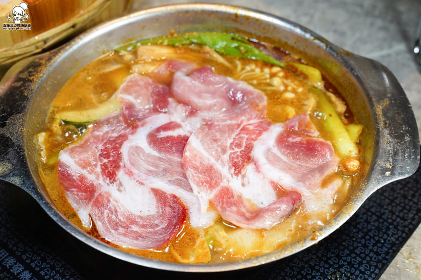高雄美食 高雄鍋物 火鍋 必吃 家樂福 聚餐 聚會