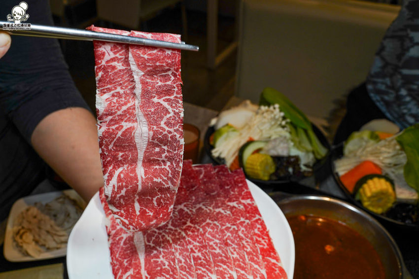 高雄美食 高雄鍋物 火鍋 必吃 家樂福 聚餐 聚會