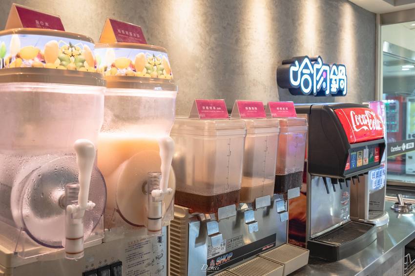 高雄三民｜哈肉鍋-哈肉鍋-不只是大肉盤，還有無限量供應的吃到飽自助吧任你吃