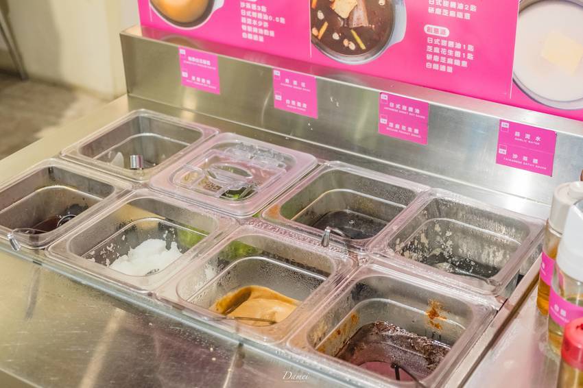 高雄三民｜哈肉鍋-哈肉鍋-不只是大肉盤，還有無限量供應的吃到飽自助吧任你吃