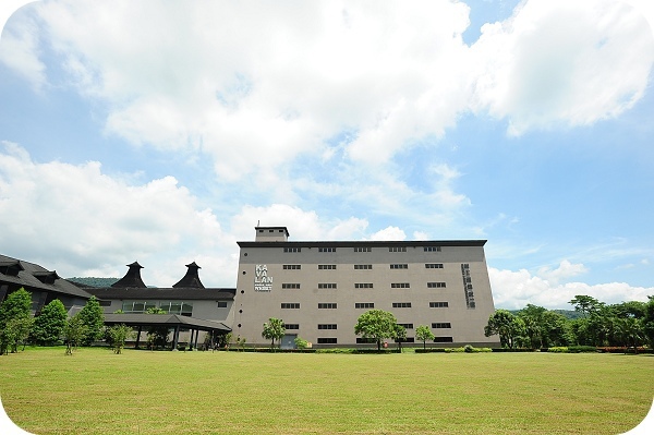 1404696977-4163057554