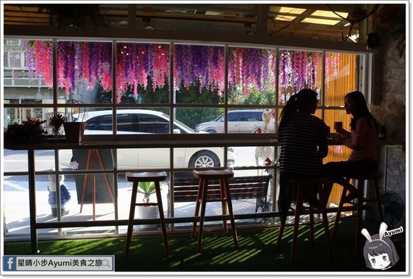 花前月下：[食記]►台南新市區◄花前月下乾燥花x乳酪蛋糕專門店/莓有如果/鹹甜起司/法式可麗露/金磚費南雪/冰釀咖啡/正韓柚子茶