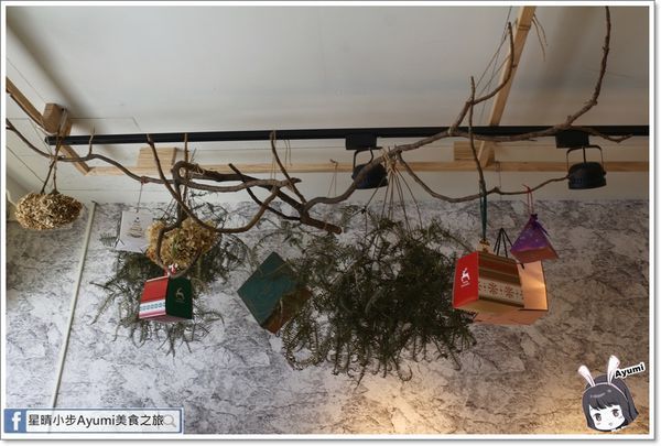 花前月下：[食記]►台南新市區◄花前月下乾燥花x乳酪蛋糕專門店/莓有如果/鹹甜起司/法式可麗露/金磚費南雪/冰釀咖啡/正韓柚子茶