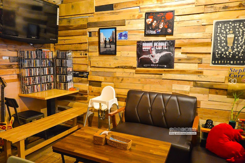 Echo Bistro-永和pizza餐酒館和朋友一起喝生啤酒吃披薩