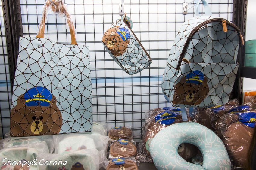 【展覽．台北】LINE FRIENDS世界巡迴之旅～坐上熊大航空旅行全世界，近四米高的雪白熊大首度現身