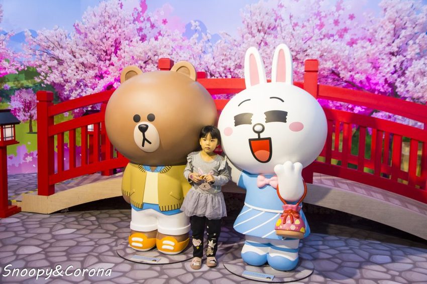 【展覽．台北】LINE FRIENDS世界巡迴之旅～坐上熊大航空旅行全世界，近四米高的雪白熊大首度現身