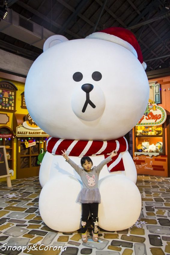 【展覽．台北】LINE FRIENDS世界巡迴之旅～坐上熊大航空旅行全世界，近四米高的雪白熊大首度現身