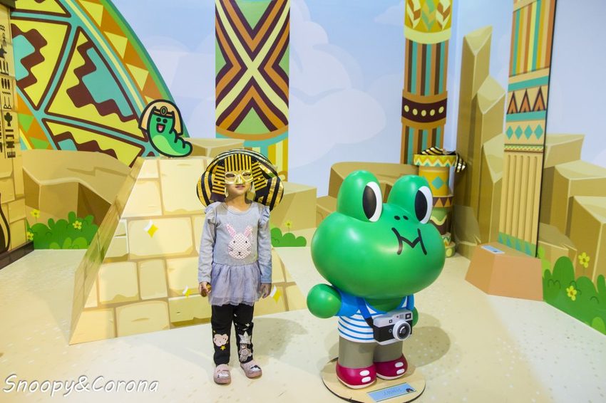 【展覽．台北】LINE FRIENDS世界巡迴之旅～坐上熊大航空旅行全世界，近四米高的雪白熊大首度現身