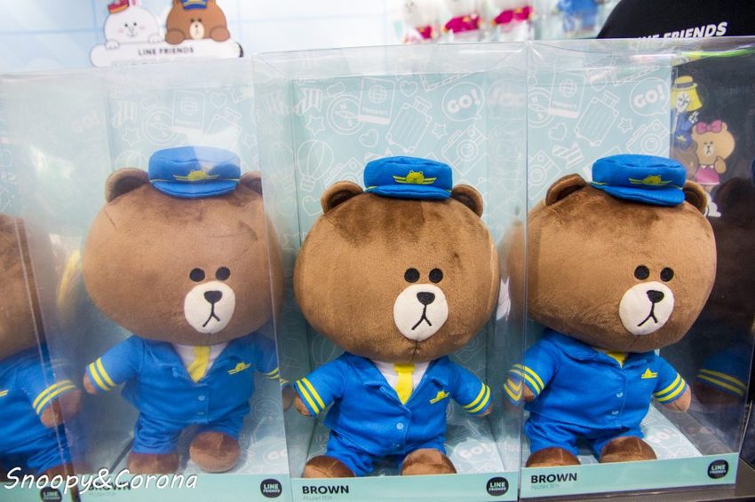 【展覽．台北】LINE FRIENDS世界巡迴之旅～坐上熊大航空旅行全世界，近四米高的雪白熊大首度現身